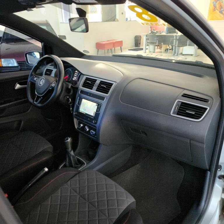 VOLKSWAGEN Fox - Foto