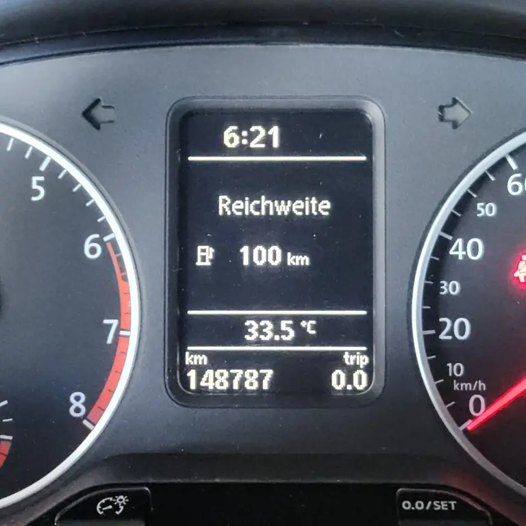VOLKSWAGEN Fox - Foto