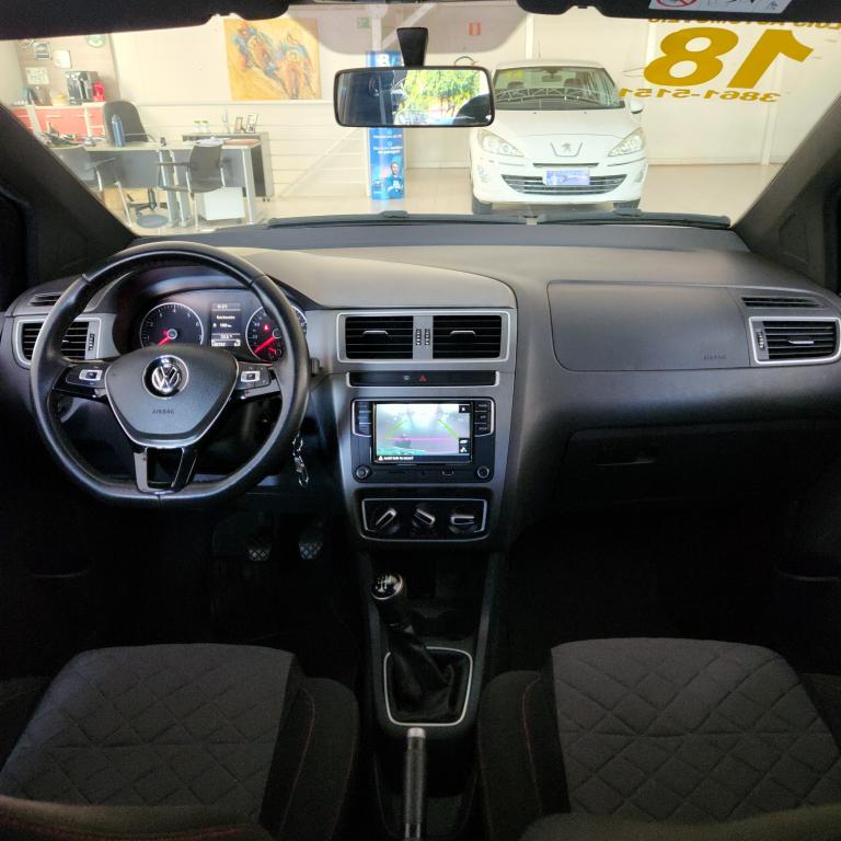 VOLKSWAGEN Fox - Foto