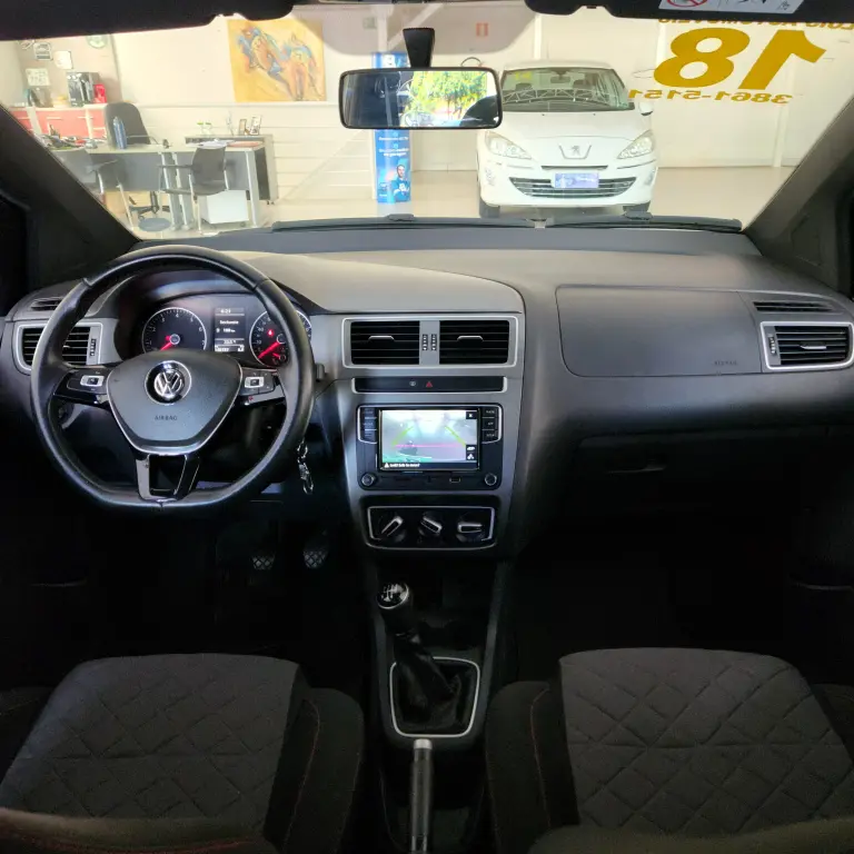 VOLKSWAGEN Fox - Foto
