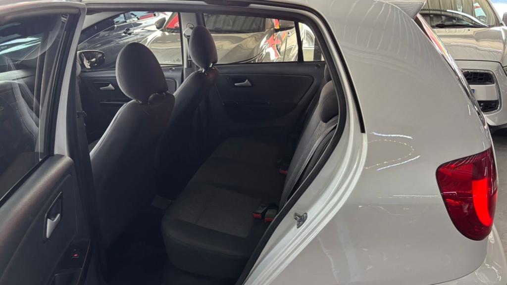 VOLKSWAGEN Fox - Foto