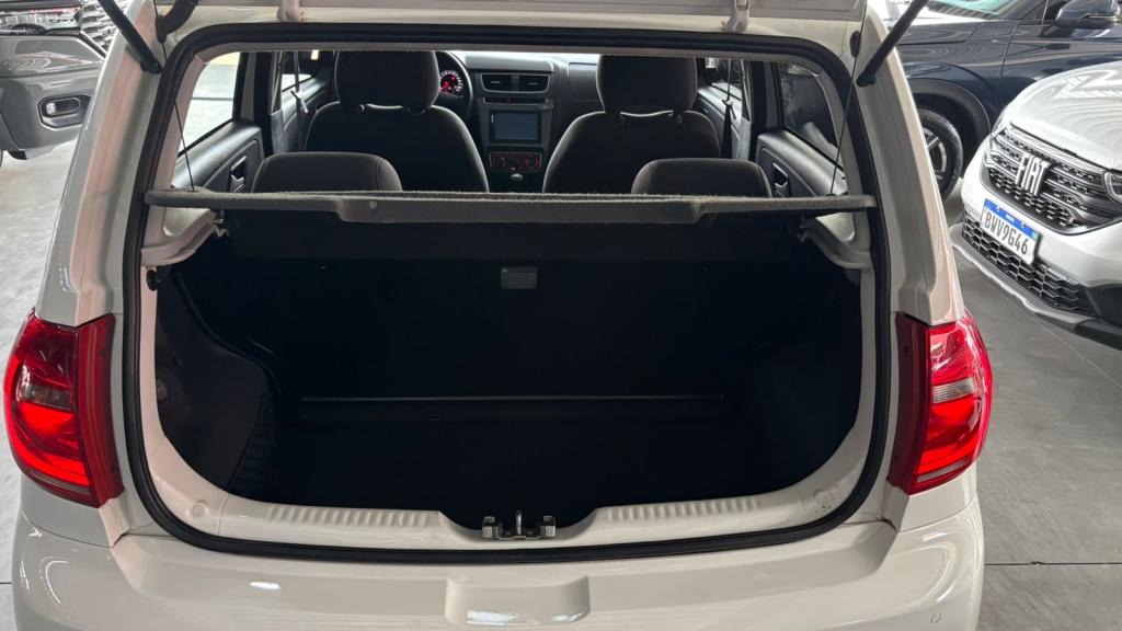 VOLKSWAGEN Fox - Foto