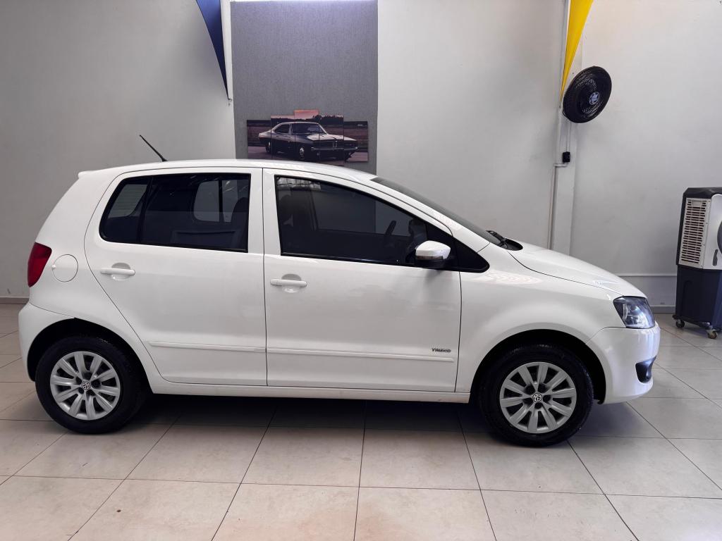 VOLKSWAGEN Fox - Foto