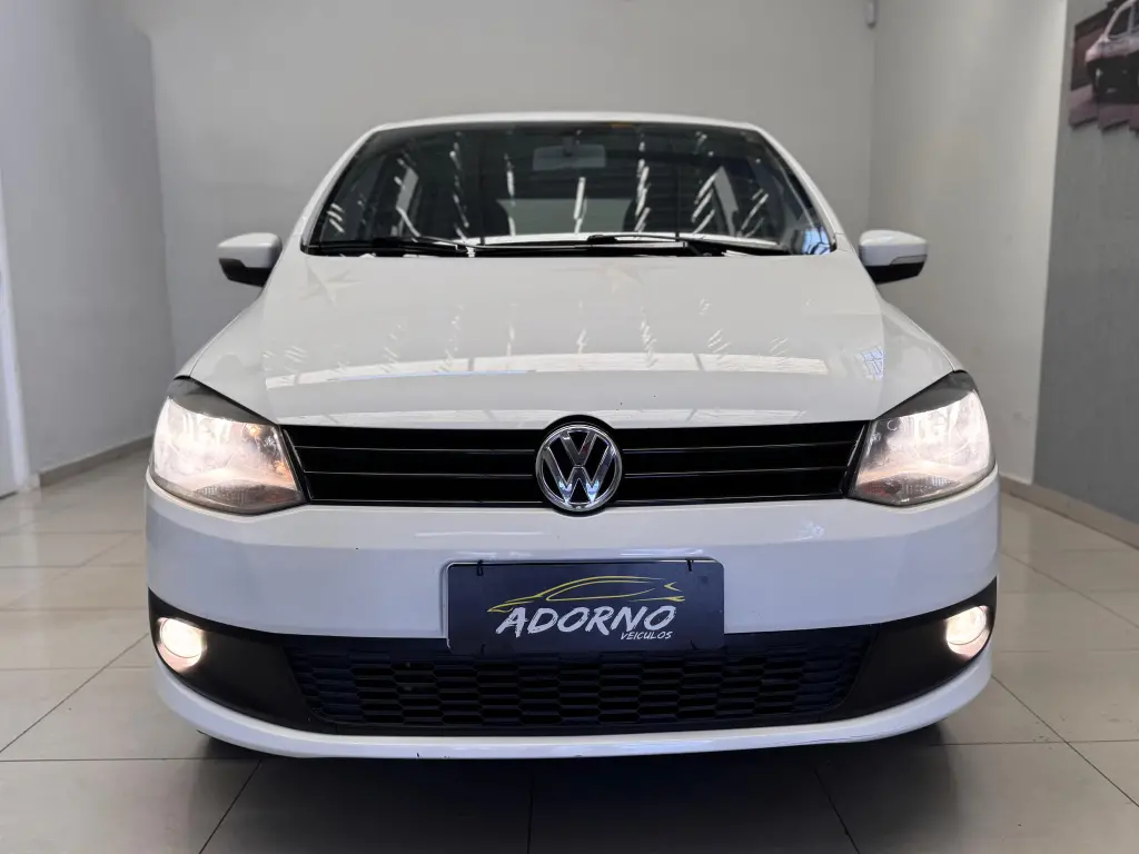 VOLKSWAGEN Fox - Foto