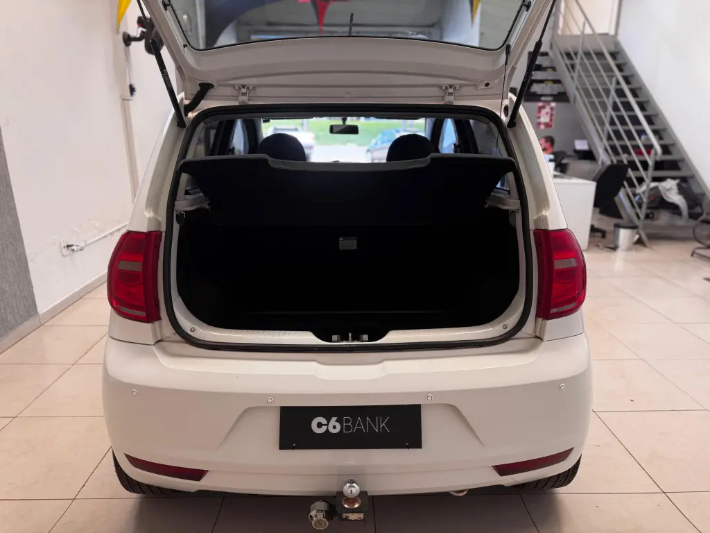 VOLKSWAGEN Fox - Foto