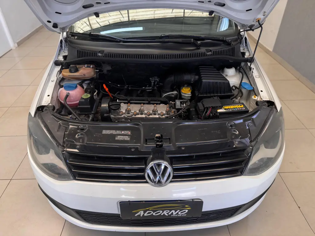 VOLKSWAGEN Fox - Foto