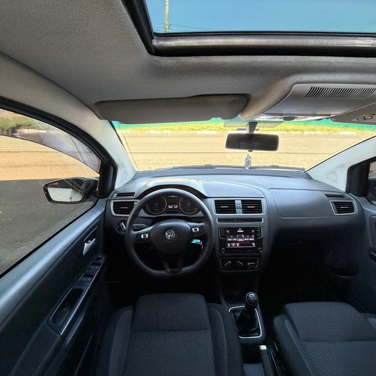 VOLKSWAGEN Fox - Foto