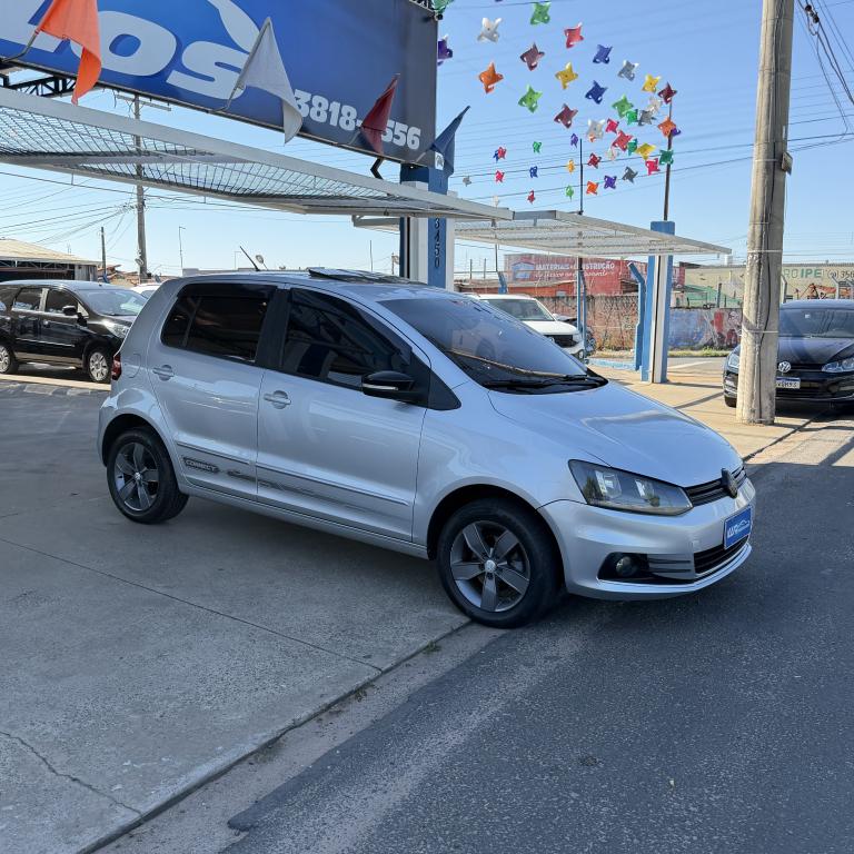 VOLKSWAGEN Fox - Foto