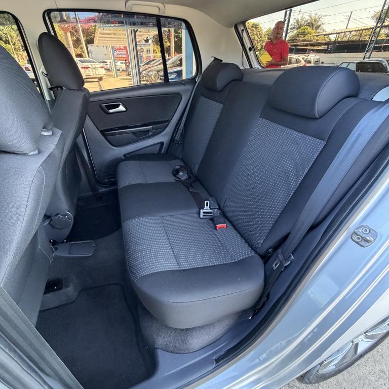VOLKSWAGEN Fox - Foto