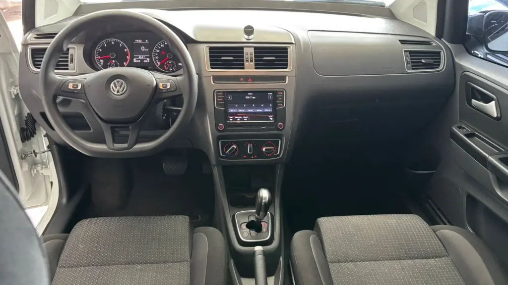 VOLKSWAGEN Fox - Foto