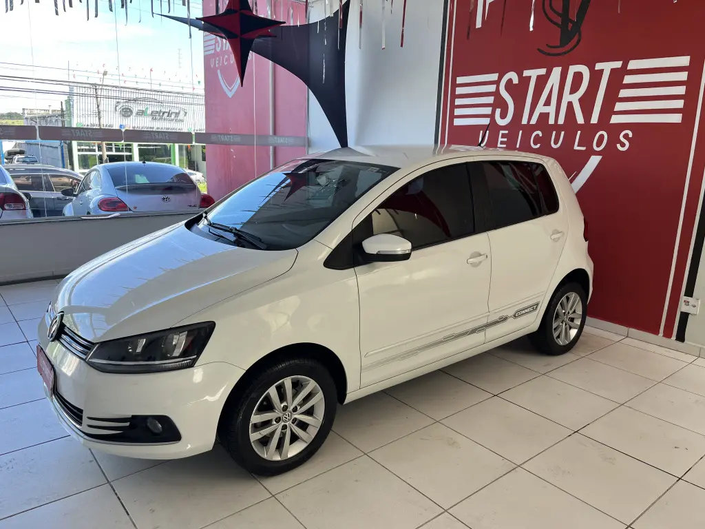 VOLKSWAGEN Fox - Foto