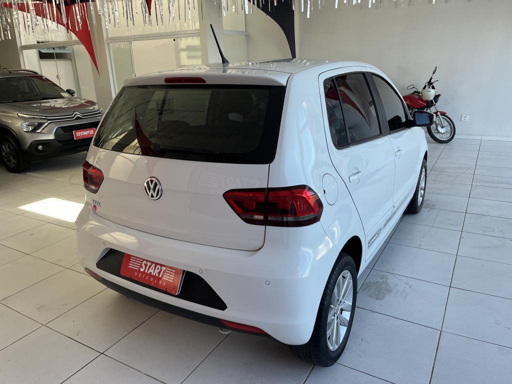 VOLKSWAGEN Fox - Foto