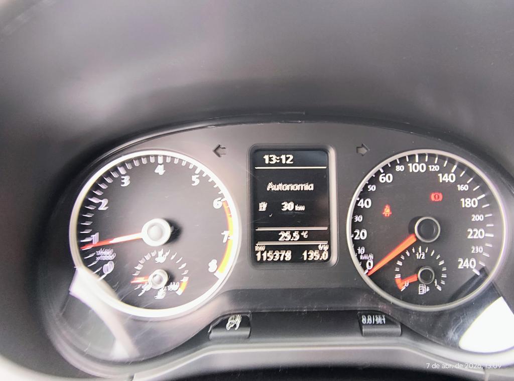 VOLKSWAGEN Fox - Foto