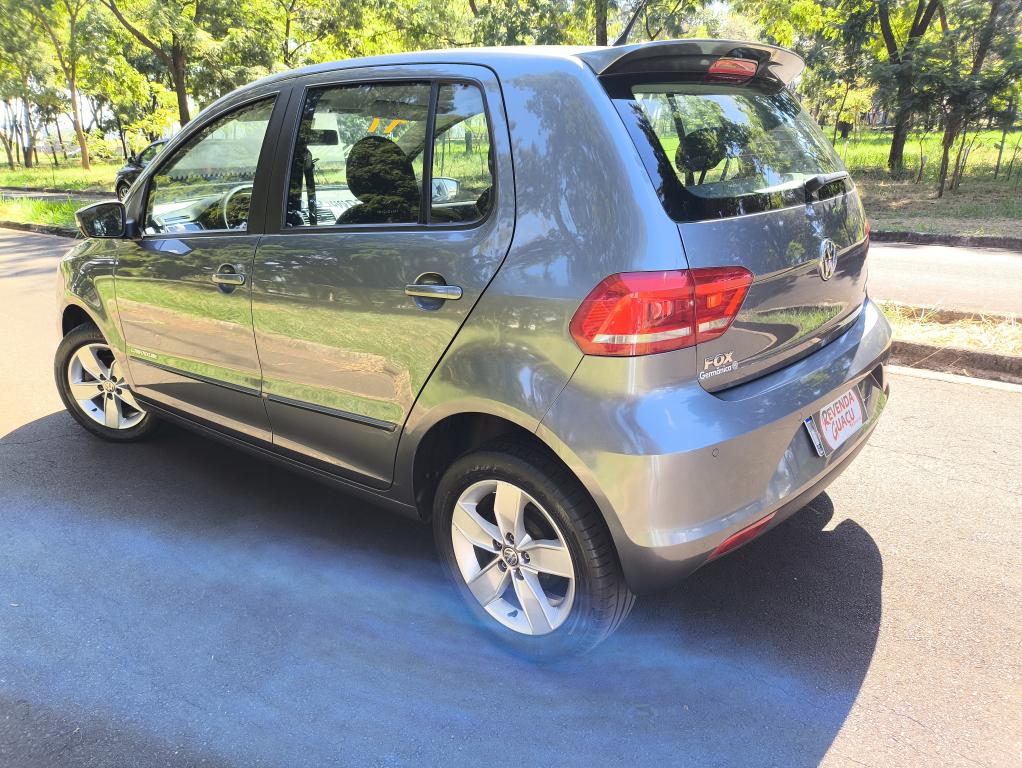 VOLKSWAGEN Fox - Foto
