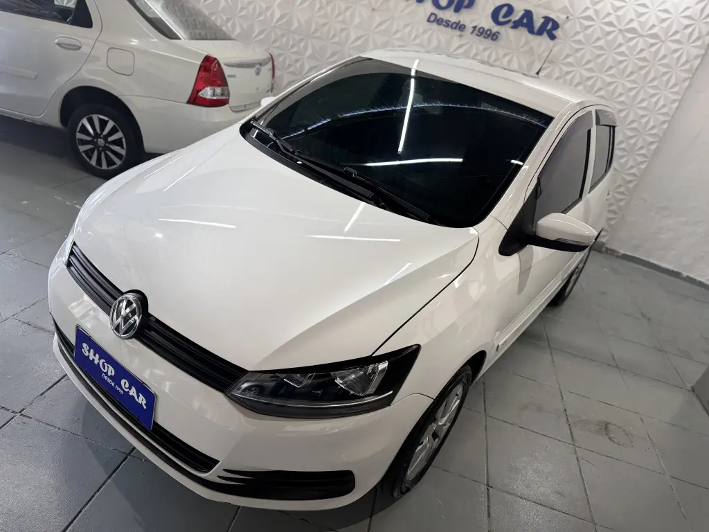 VOLKSWAGEN Fox - Foto