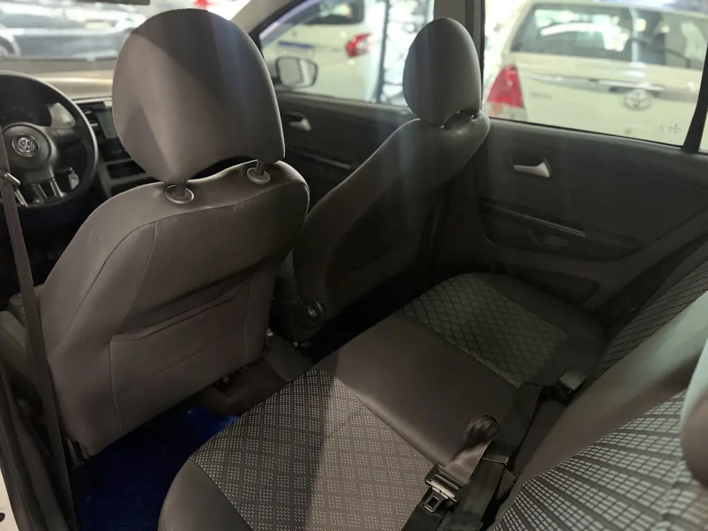 VOLKSWAGEN Fox - Foto