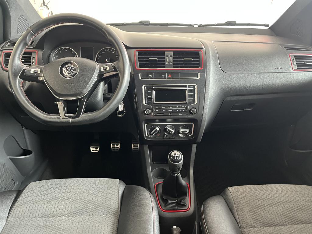 VOLKSWAGEN Fox - Foto