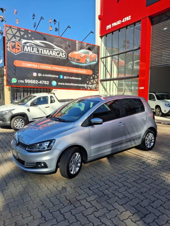 VOLKSWAGEN Fox - Foto