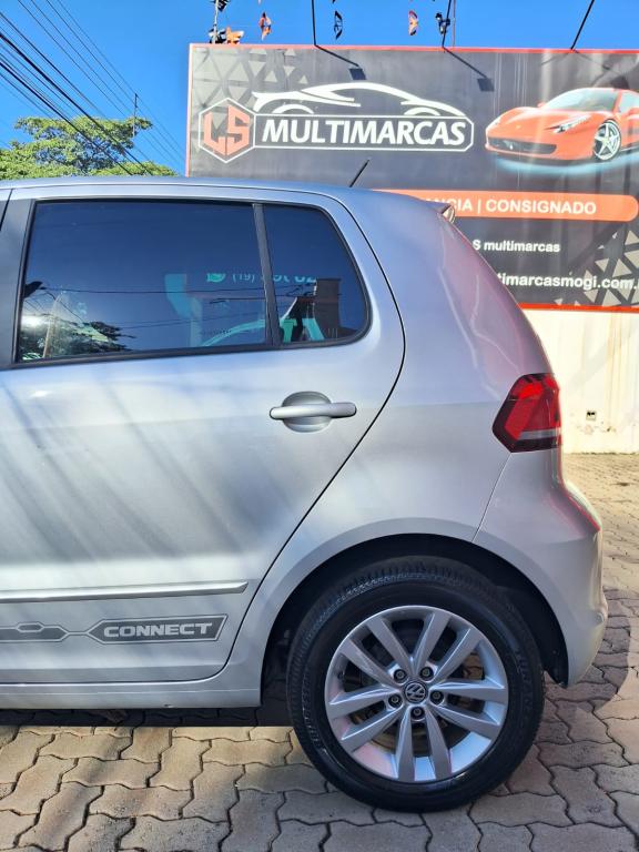 VOLKSWAGEN Fox - Foto