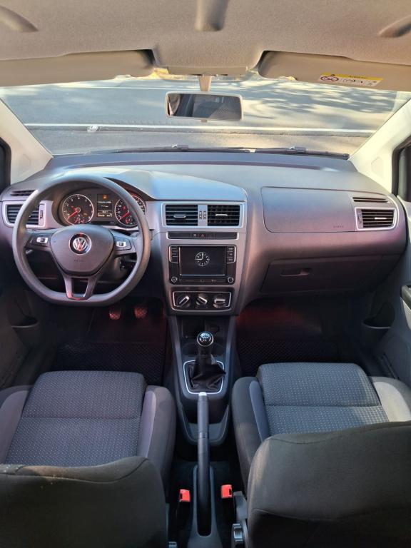 VOLKSWAGEN Fox - Foto