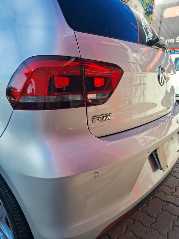 VOLKSWAGEN Fox - Foto