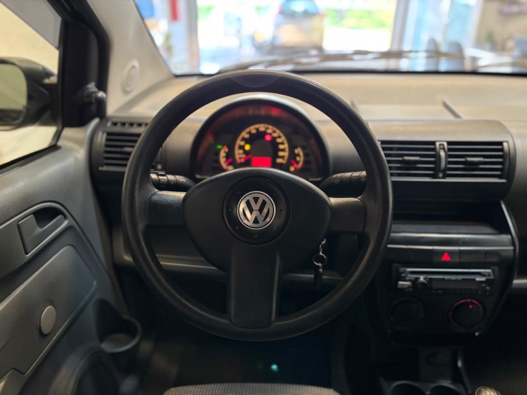 VOLKSWAGEN Fox - Foto