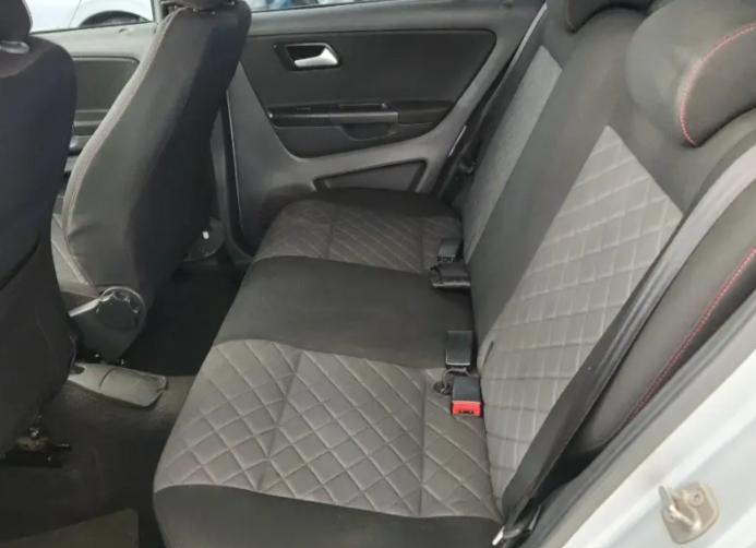 VOLKSWAGEN Fox - Foto
