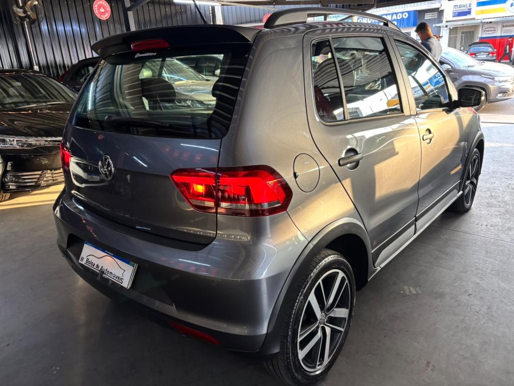 VOLKSWAGEN Fox - Foto