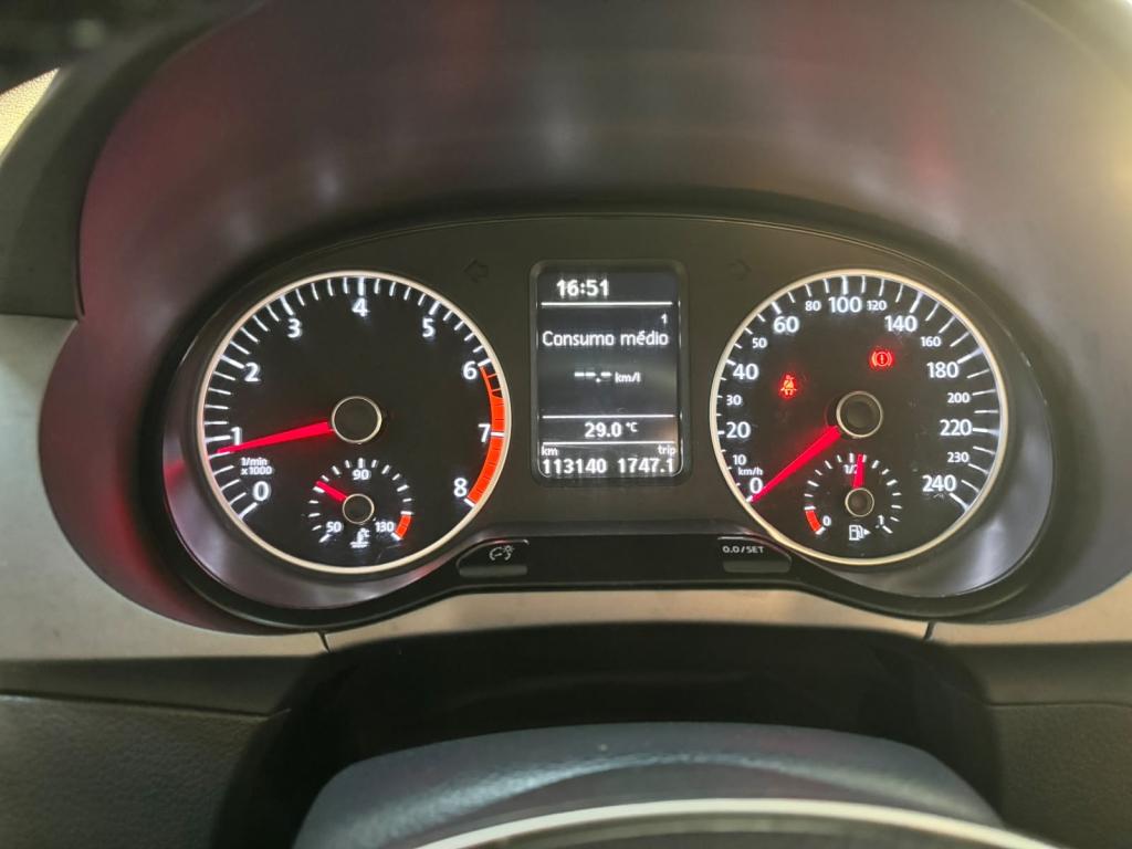 VOLKSWAGEN Fox - Foto