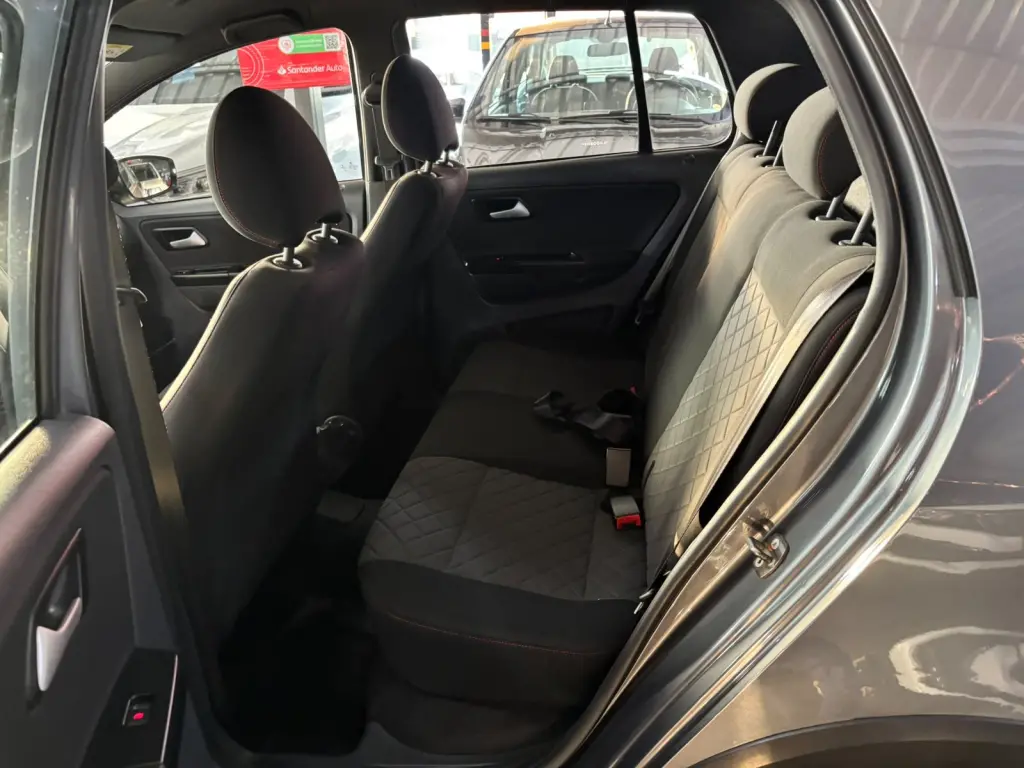 VOLKSWAGEN Fox - Foto
