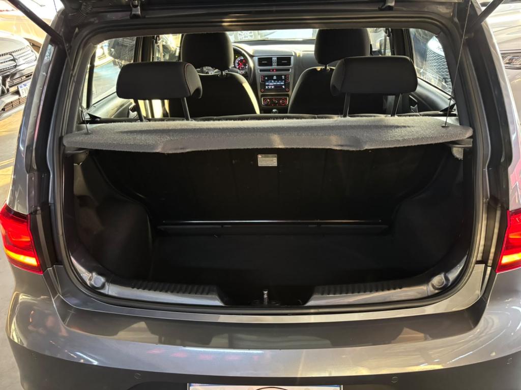 VOLKSWAGEN Fox - Foto