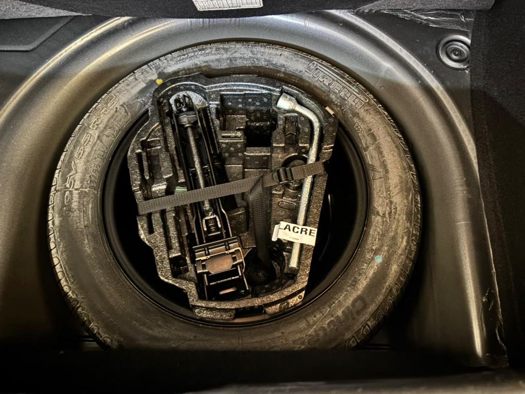 VOLKSWAGEN Fox - Foto