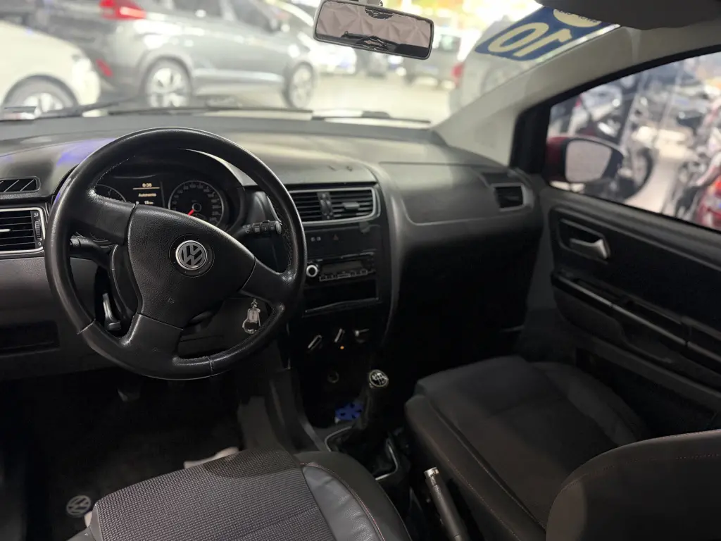 VOLKSWAGEN Fox - Foto