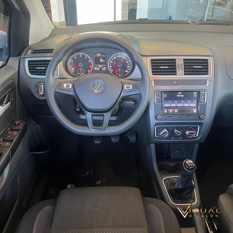 VOLKSWAGEN Fox - Foto