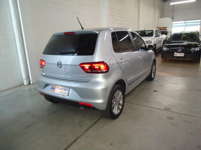 VOLKSWAGEN Fox - Foto
