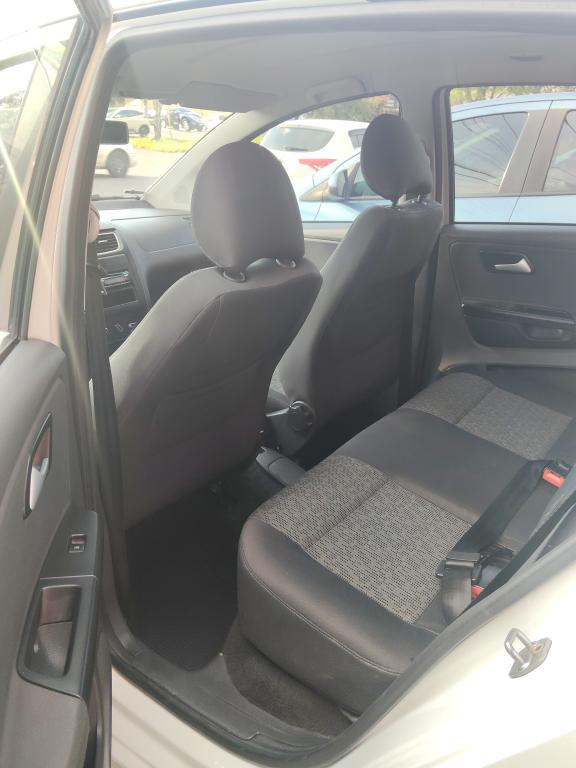 VOLKSWAGEN Fox - Foto