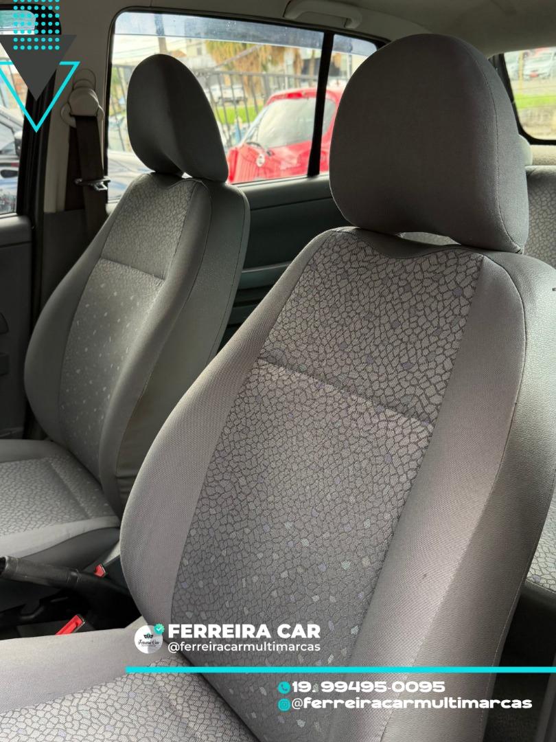 VOLKSWAGEN Fox - Foto