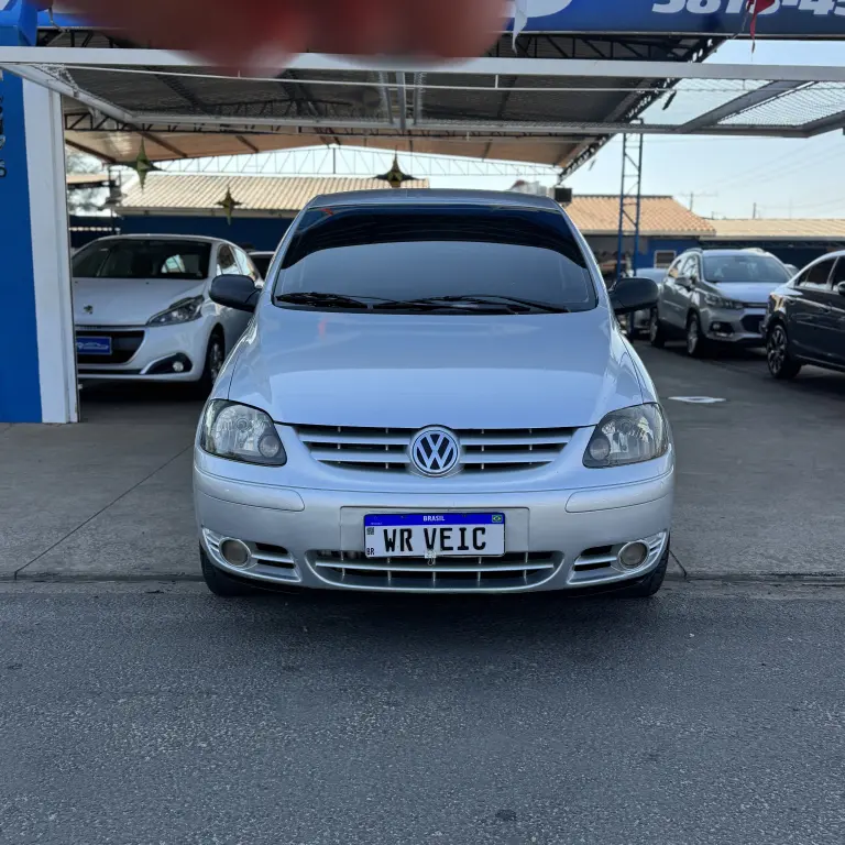 VOLKSWAGEN Fox - Foto