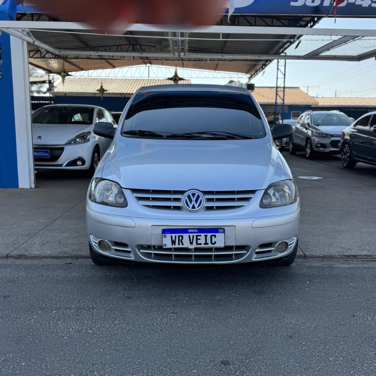 VOLKSWAGEN Fox - Foto