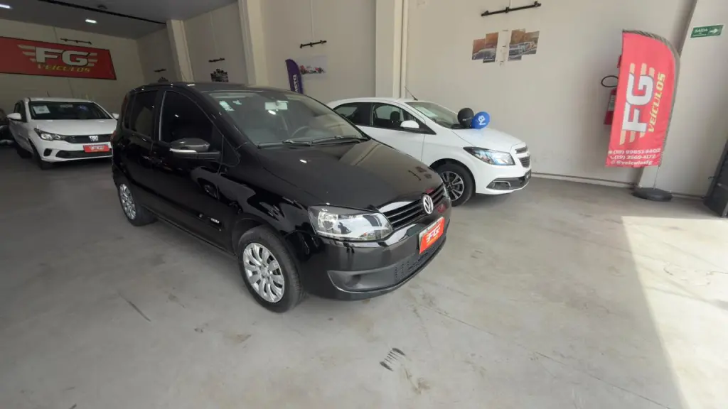 VOLKSWAGEN Fox - Foto