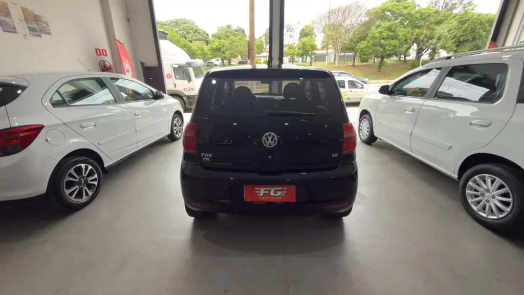 VOLKSWAGEN Fox - Foto