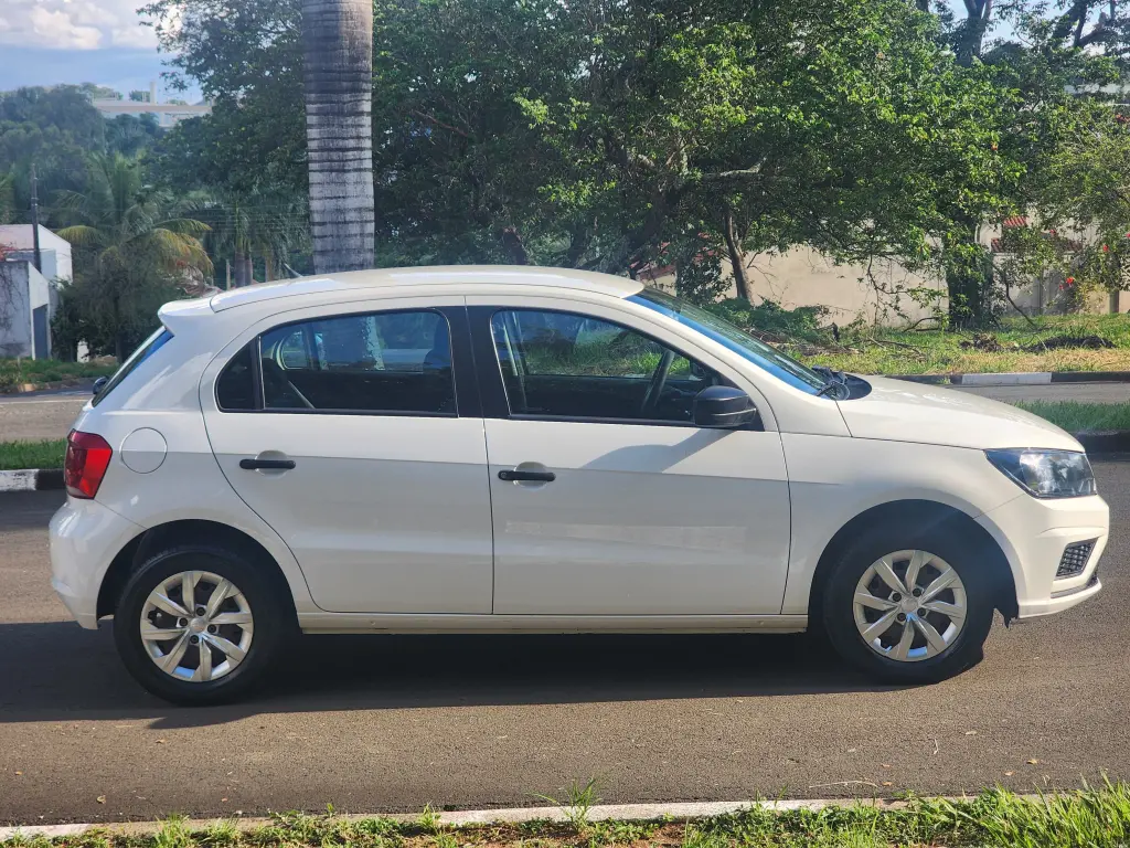 VOLKSWAGEN Gol - Foto