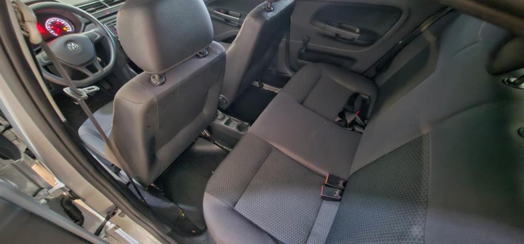 VOLKSWAGEN Gol - Foto