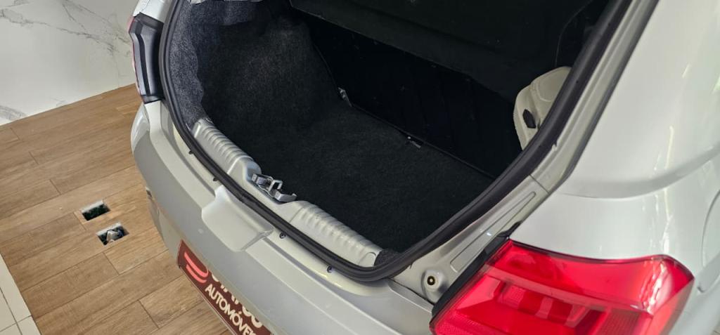 VOLKSWAGEN Gol - Foto