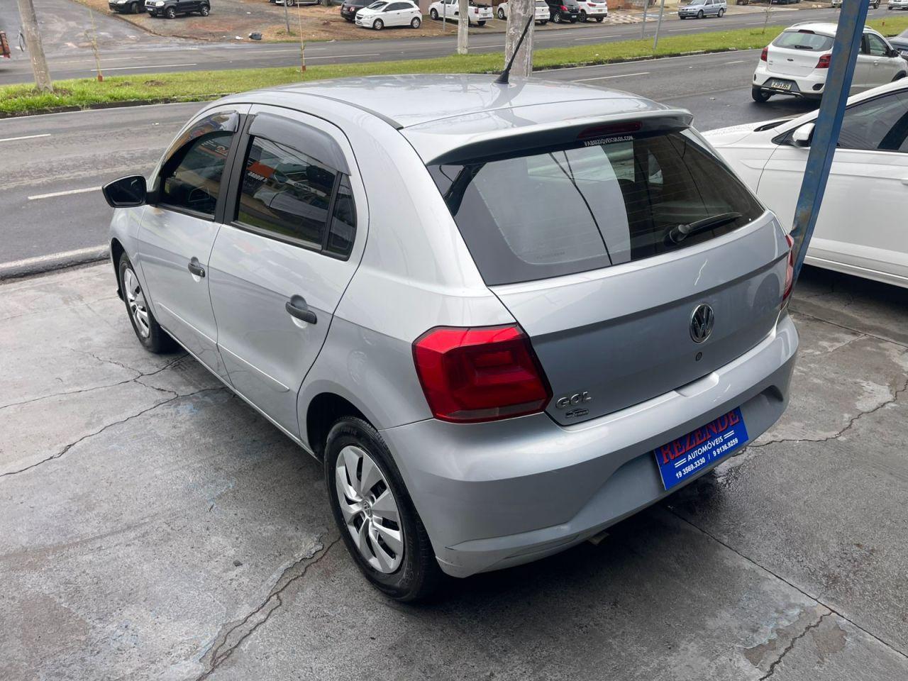 VOLKSWAGEN Gol - Foto