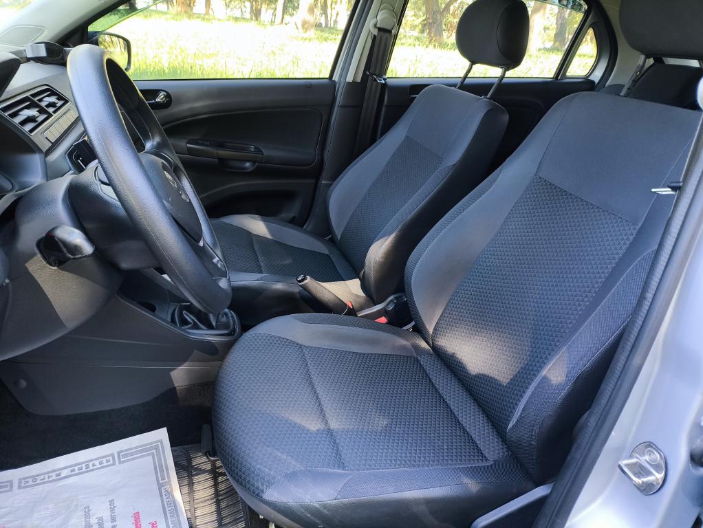 VOLKSWAGEN Gol - Foto