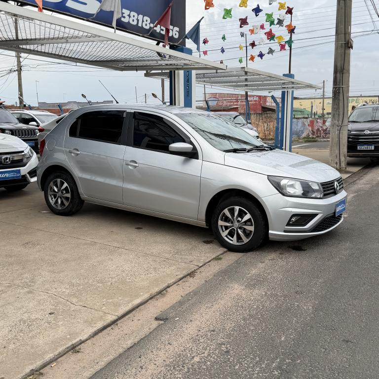 VOLKSWAGEN Gol - Foto