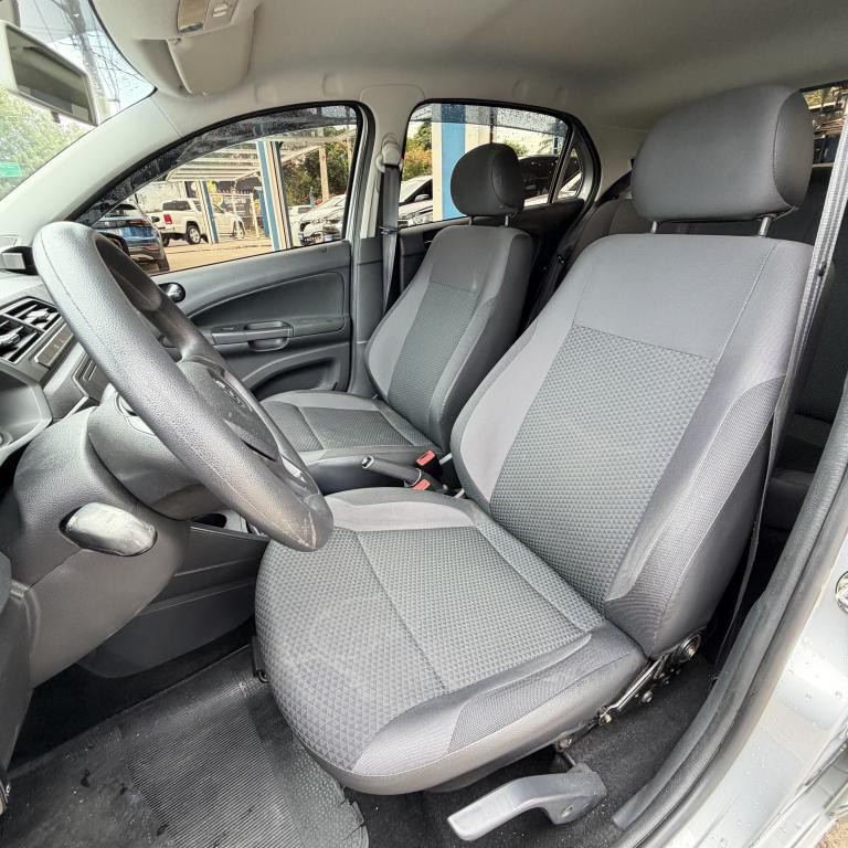 VOLKSWAGEN Gol - Foto