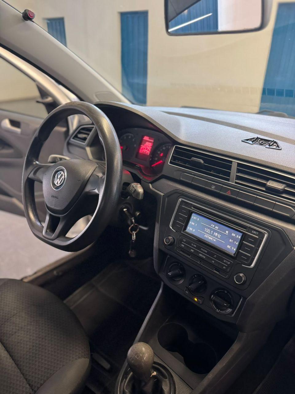 VOLKSWAGEN Gol - Foto