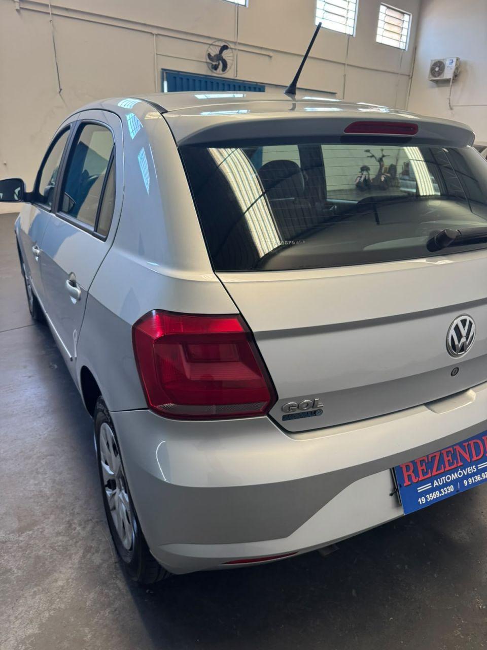 VOLKSWAGEN Gol - Foto